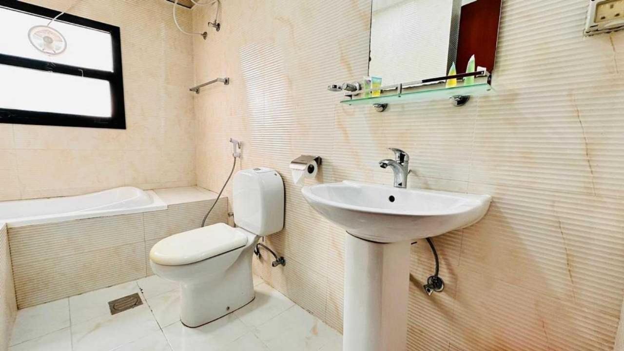 Sharjah Plaza Hotel Kültér fotó